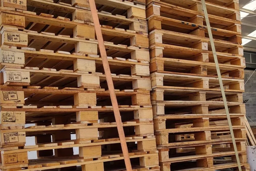 Tarimas de madera de cubo de 40 por 48 pulgadas